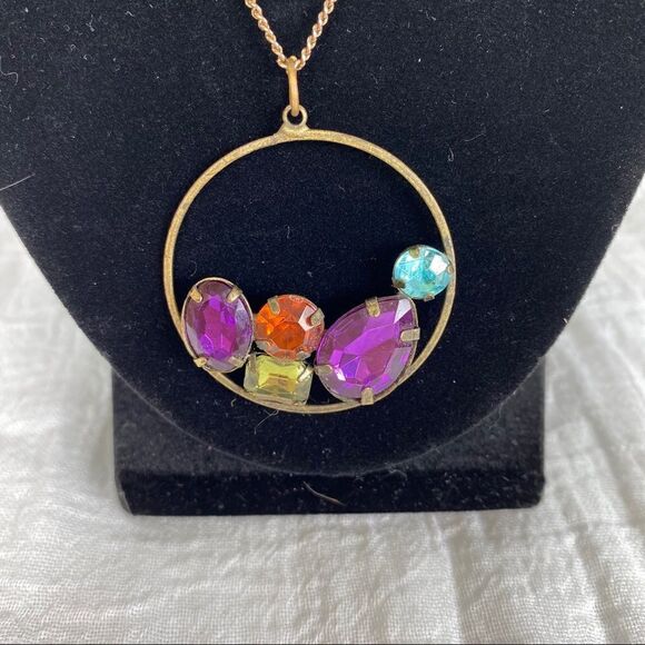 Multi Stone Circle Pendant Necklace - Picture 3 of 6